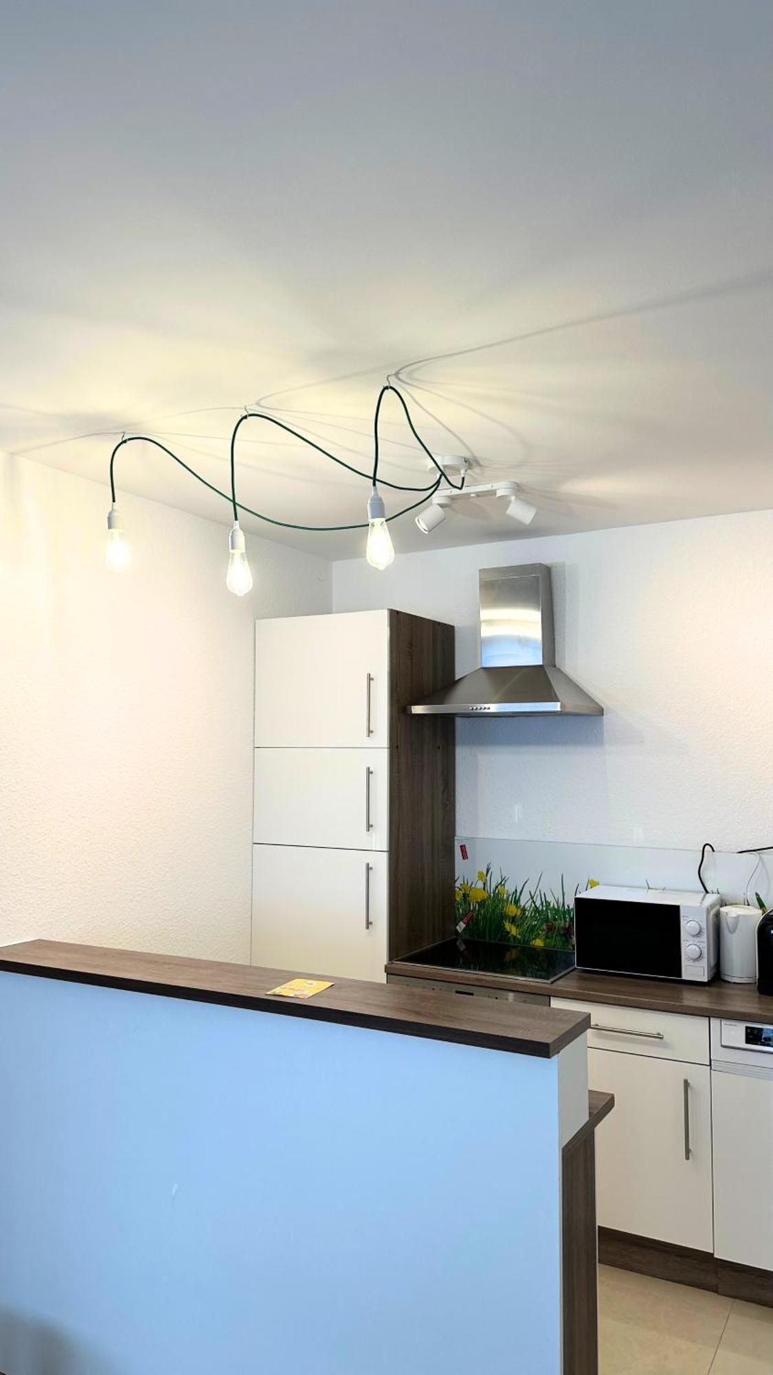 New - Cozy Apartment,Kitchen,Netflix And More 에센 외부 사진
